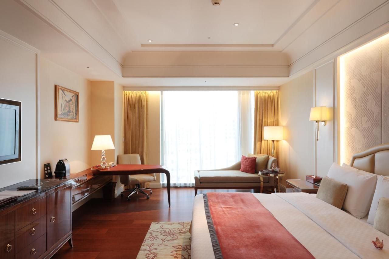 Hotel The Okura Prestige Taipeh Exterior foto A room at the Taj Bengal
