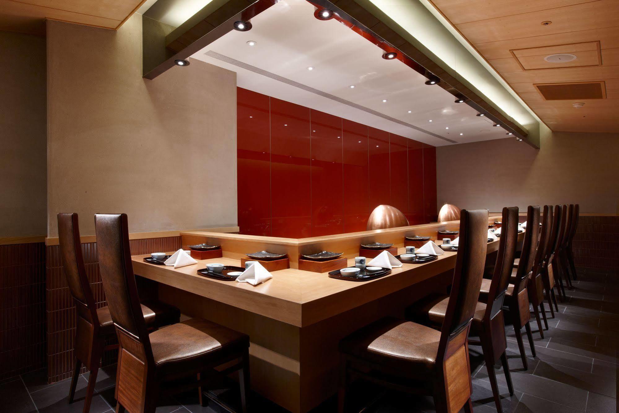 Hotel The Okura Prestige Taipeh Exterior foto Interior of a restaurant